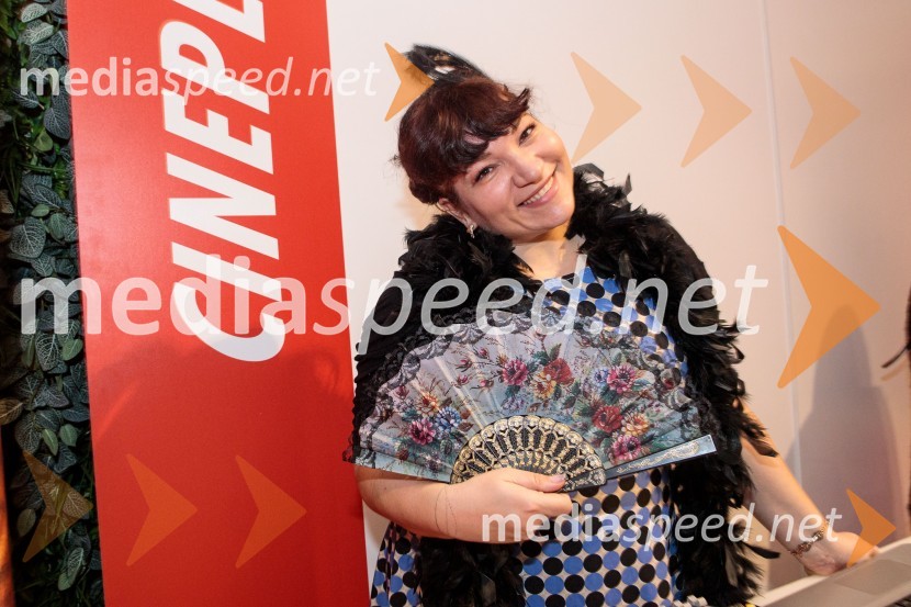  Mateja Grajzar, plesalkaBabilon, premiera v Cineplexx Ljubljana