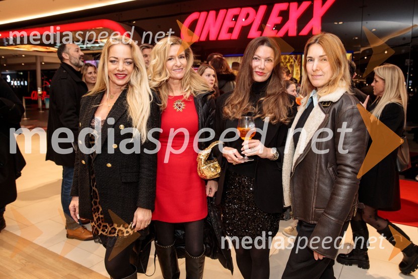  Maša Potkonjak Korošec, odvetnica;  Danila Gačeša;  Andreja Merhar, Manikira Urban spa;  Sandra PaunovičBabilon, premiera v Cineplexx Ljubljana