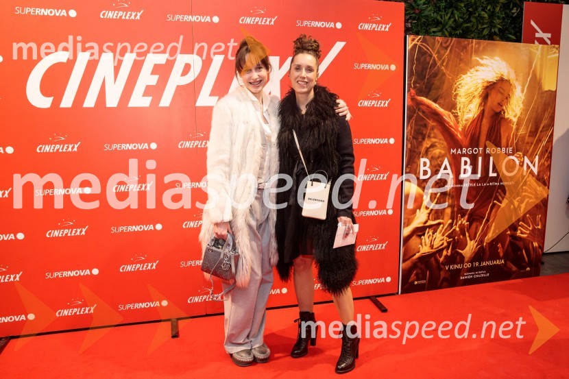  Kasia Hegeduš Gornik;  Tea Hegeduš, urednica revije GlossBabilon, premiera v Cineplexx Ljubljana