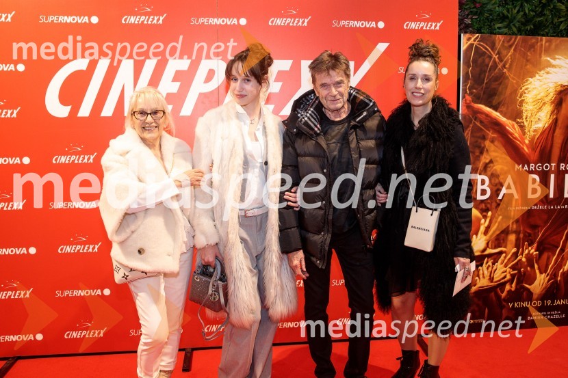  Vera Hegeduš, lastnica trgovine Gloss Couture;  Kasia Hegeduš Gornik;  Gabrijel Gornik;  Tea Hegeduš, urednica revije GlossBabilon, premiera v Cineplexx Ljubljana