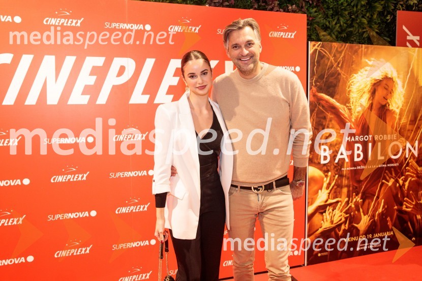  Iiana Mali, model;  Sašo Mali, frizerBabilon, premiera v Cineplexx Ljubljana