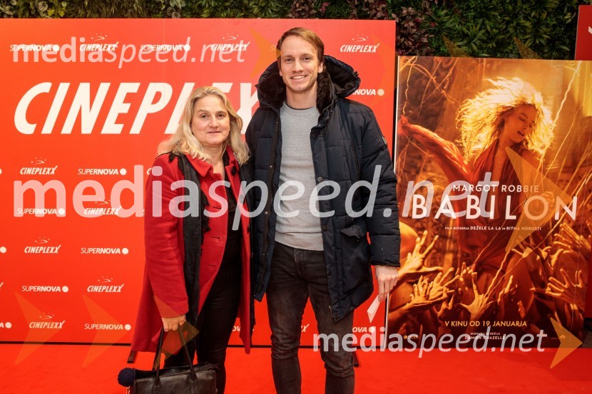  ... ;  Andrei Lenart, igralecBabilon, premiera v Cineplexx Ljubljana