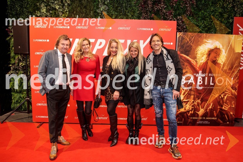  Dušan Korošec, odvetnik;  Danila Gačeša;  Maša Potkonjak Korošec, odvetnica;  Tina  Fabjan, vodja umetnikov ličenja Max Factor; dr. dent. med Matic Fabjan, specialist plastične, rekonstrukcijske in estetske kirurgijeBabilon, premiera v Cineplexx Ljubljana