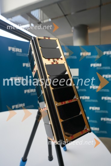 Looking Beyond, otvoritev razstave satelitskih fotografij na Fakulteti za elektrotehniko, računalništvo in informatiko v Mariboru