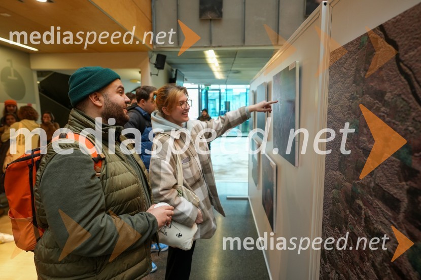 Looking Beyond, otvoritev razstave satelitskih fotografij na Fakulteti za elektrotehniko, računalništvo in informatiko v Mariboru