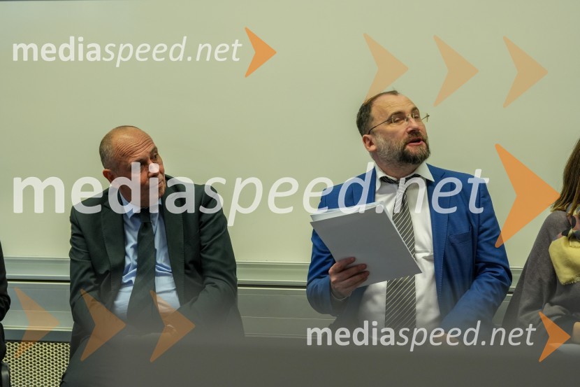  Carlo Campanile, veleposlanik Republike Italije v Slooveniji;  Ivo Michele  Polacco, Italijansko veleposlaništvo v Limi, ISPILooking Beyond, otvoritev razstave satelitskih fotografij na Fakulteti za elektrotehniko, računalništvo in informatiko v Mariboru