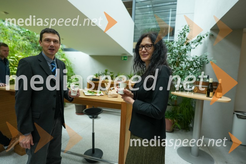 Looking Beyond, otvoritev razstave satelitskih fotografij na Fakulteti za elektrotehniko, računalništvo in informatiko v Mariboru