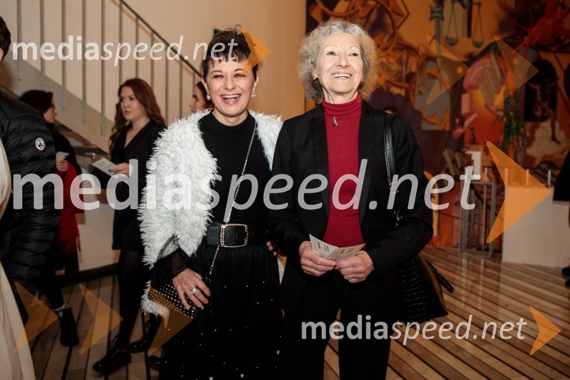  Lara Jankovič, igralka;  Alenka Pirjevec, Združenje dramskih umetnikov SlovenijeStrah in beda Tretjega rajha, premiera predstave