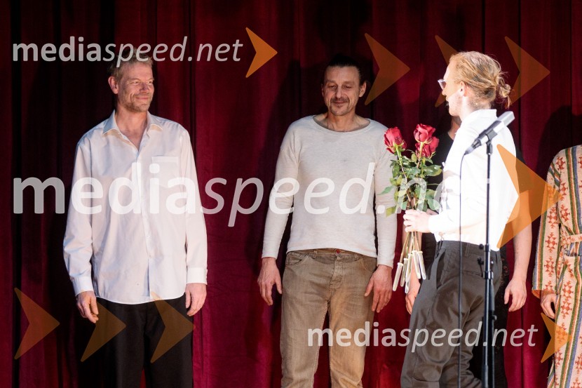  Matija  Vastl, igralec;  Matej Recer, igralec;  ... Strah in beda Tretjega rajha, premiera predstave