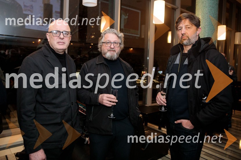  Dragan Živadinov, režiser;  ... ;  ... Strah in beda Tretjega rajha, premiera predstave