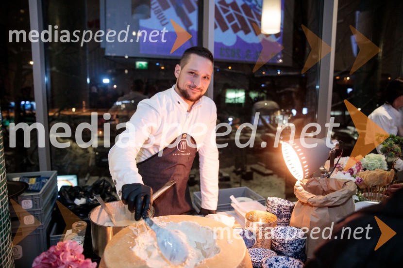 Strah in beda Tretjega rajha, premiera predstave