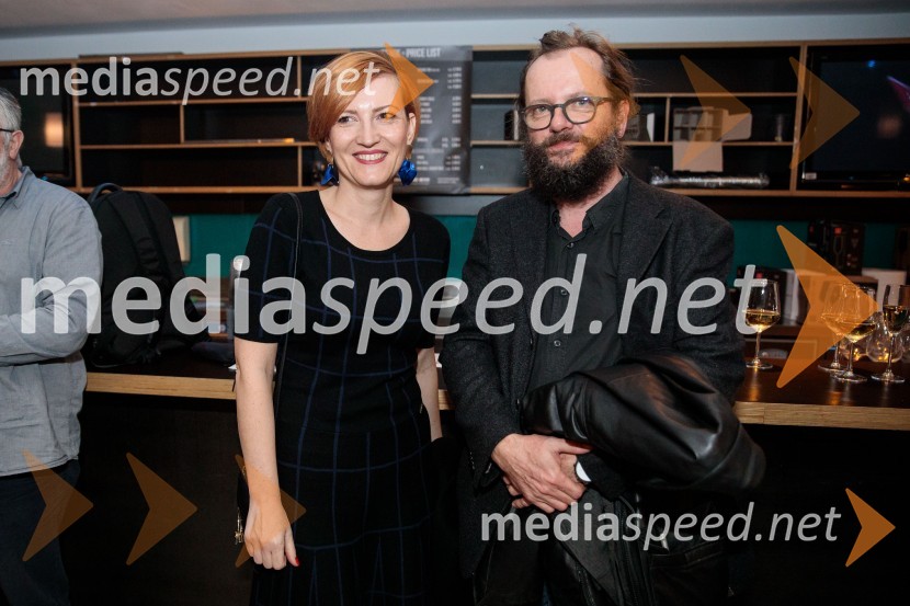 dr. Asta Vrečko, ministrica za kulturo;  Sebastijan  Horvat, režiserStrah in beda Tretjega rajha, premiera predstave