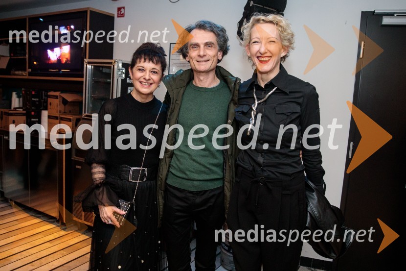  Lara Jankovič, igralka;  Jure Longyka, moderator;  Nathalie Horvat, oblikovalka maskeStrah in beda Tretjega rajha, premiera predstave