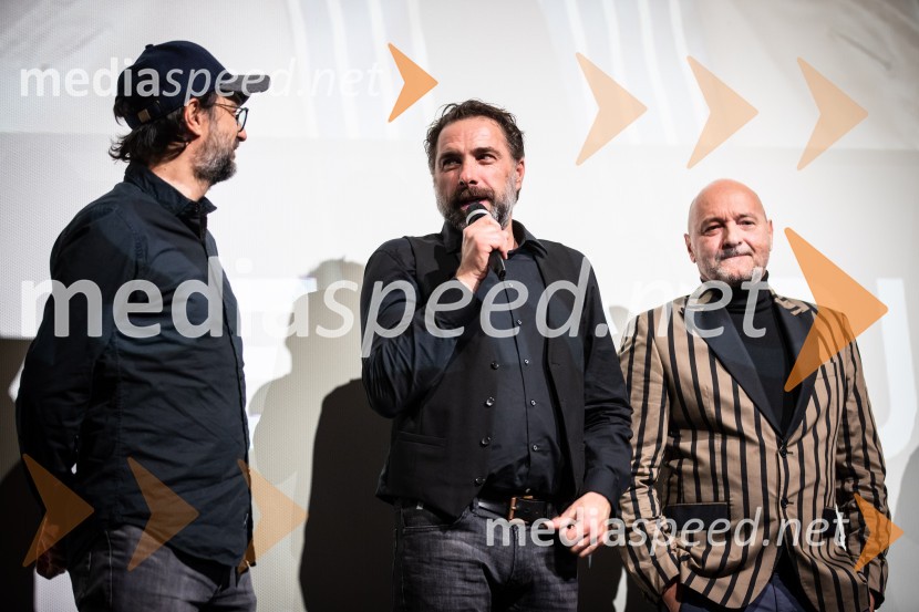  Slobodan Maksimović, režiser;  Gorazd Žilavec, igralec;  Dario Varga, igralecPrimeri inšpektorja Vrenka, predpremiera v Gledališču Park