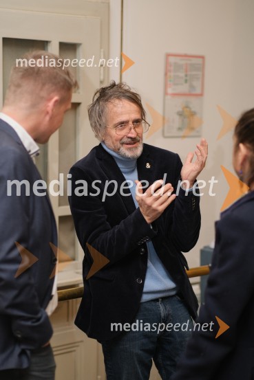  Iztok Vadnjal, nekdanji vodja tehničnih služb v SNG Drama LjMrtvaški ples Augusta Strindberga v režiji Eduarda Milerja