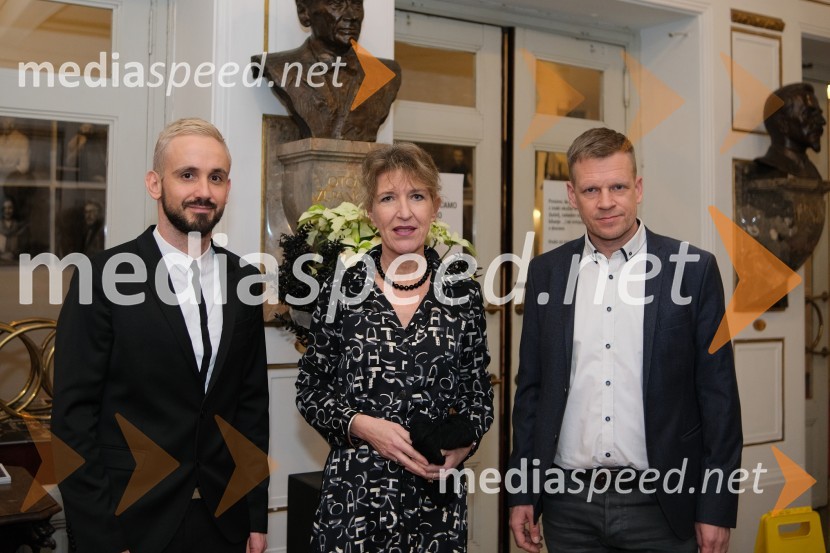  Jernej Pristov, vodja službe za odnose z javnostmi SNG Drama Ljubljana;  Vesna Jurca Tadel, ravnateljice SNG Drama Ljubljana;  Luka Nabergoj, pomočnik ravnateljice SNG Drama LjubljanaMrtvaški ples Augusta Strindberga v režiji Eduarda Milerja