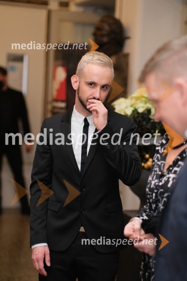  Jernej Pristov, vodja službe za odnose z javnostmi SNG Drama LjubljanaMrtvaški ples Augusta Strindberga v režiji Eduarda Milerja