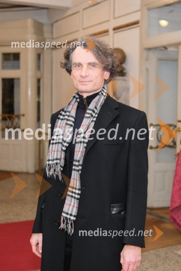  Jure Longyka, moderatorMrtvaški ples Augusta Strindberga v režiji Eduarda Milerja