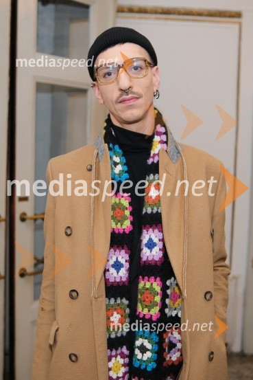  Matjaž Plošinjak, modni oblikovalecMrtvaški ples Augusta Strindberga v režiji Eduarda Milerja