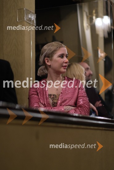  Eva Mahkovic, dramaturginjaMrtvaški ples Augusta Strindberga v režiji Eduarda Milerja