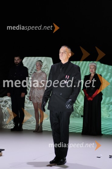   Igor  Samobor, igralecMrtvaški ples Augusta Strindberga v režiji Eduarda Milerja