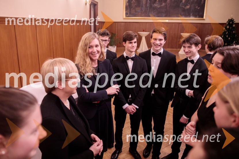 dr. Nataša Pirc Musar, predsednica Republike Slovenije;  Natalie Kauther, veleposlanica, Nemško zunanje ministrstvo;  ... ;  ... ;  ... ;  ... Nemški narodni mladinski orkester, koncert v Slovenski filharmoniji