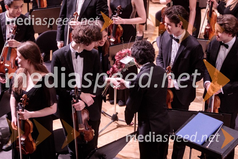  ... ;  Francesco Angelico, umetiniški vodja, Nemški narodni mladinski orkesterNemški narodni mladinski orkester, koncert v Slovenski filharmoniji