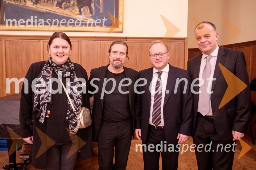  Uršula Cetinski, generalna direktorica, Cankarjev dom;  Christian Tetzlaff, violinist; mag. Aleš Drenik, vodja programa resne glasbe, opere in balet, Cankarjev dom;  Matej Šarc, v.d. direktor in umetniški vodja Orkestra Slovenske filharmonije, slovenski oboistNemški narodni mladinski orkester, koncert v Slovenski filharmoniji