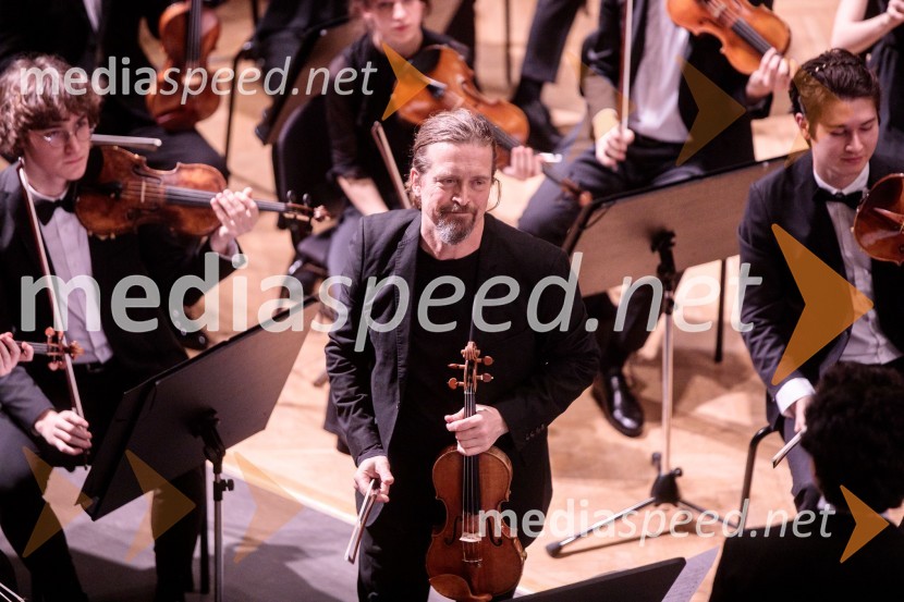  Christian Tetzlaff, violinistNemški narodni mladinski orkester, koncert v Slovenski filharmoniji