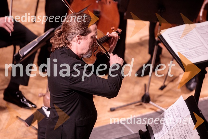  Christian Tetzlaff, violinistNemški narodni mladinski orkester, koncert v Slovenski filharmoniji