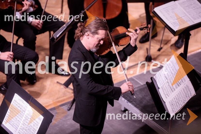  Christian Tetzlaff, violinistNemški narodni mladinski orkester, koncert v Slovenski filharmoniji