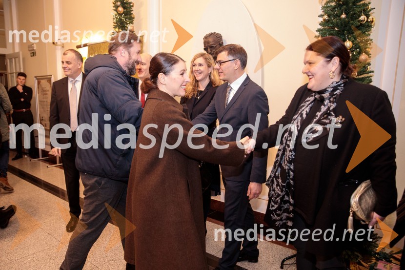  Živa Ploj Peršuh, dirigentka;  Uršula Cetinski, generalna direktorica, Cankarjev domNemški narodni mladinski orkester, koncert v Slovenski filharmoniji