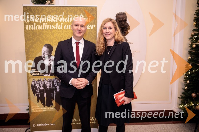  Adrian Pollmann, Veleposlanik Zvezne Republike Nemčije v Sloveniji;  Natalie Kauther, veleposlanica, Nemško zunanje ministrstvoNemški narodni mladinski orkester, koncert v Slovenski filharmoniji