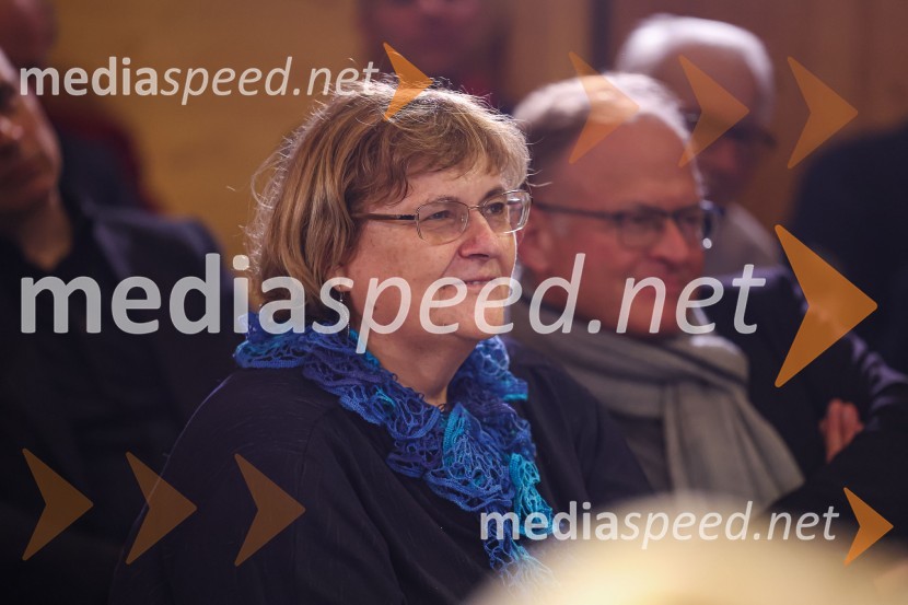 red. prof. dr.  Metka  Tekavčič, dekanja Ekonomske fakultete Univerze v LjubljaniIskrivo v živo: Pogovor med managerjema leta 2022 Blažem Brodnjakom in Sabino Sobočan