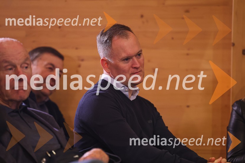  Robert Ilc, glavni tajnik NSiIskrivo v živo: Pogovor med managerjema leta 2022 Blažem Brodnjakom in Sabino Sobočan