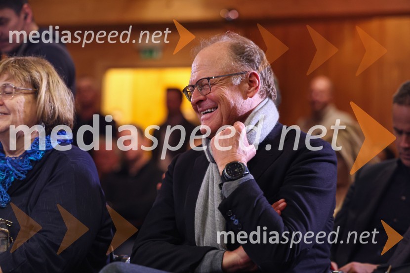  Janez  Škrabec, direktor Riko d.o.o.Iskrivo v živo: Pogovor med managerjema leta 2022 Blažem Brodnjakom in Sabino Sobočan