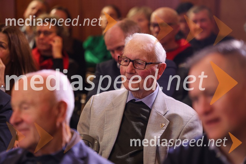 Iskrivo v živo: Pogovor med managerjema leta 2022 Blažem Brodnjakom in Sabino Sobočan