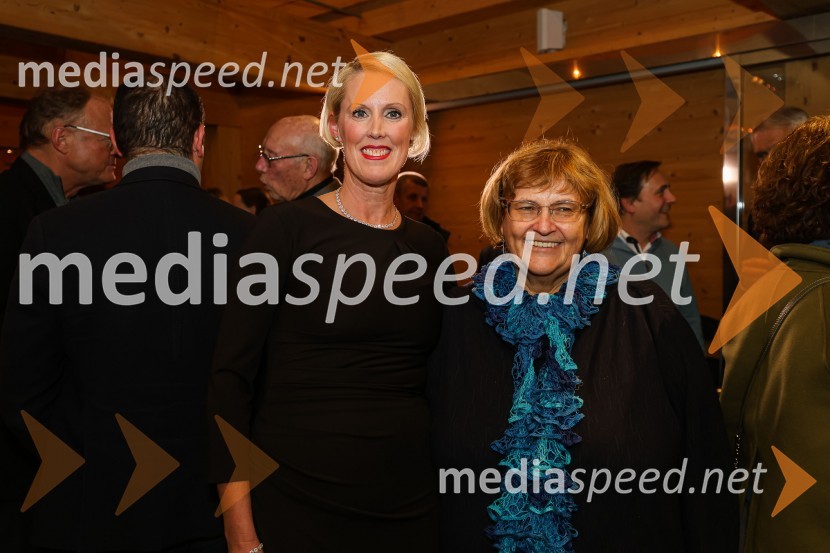  Petra Juvančič, izvršna direktorica, Združenje Manager; red. prof. dr.  Metka  Tekavčič, dekanja Ekonomske fakultete Univerze v LjubljaniIskrivo v živo: Pogovor med managerjema leta 2022 Blažem Brodnjakom in Sabino Sobočan