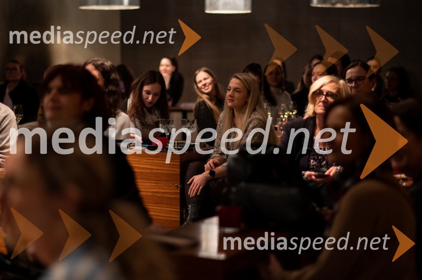 Srečanje z Davidom Zupančičem, avtorjem knjige Življenje v sivi coni