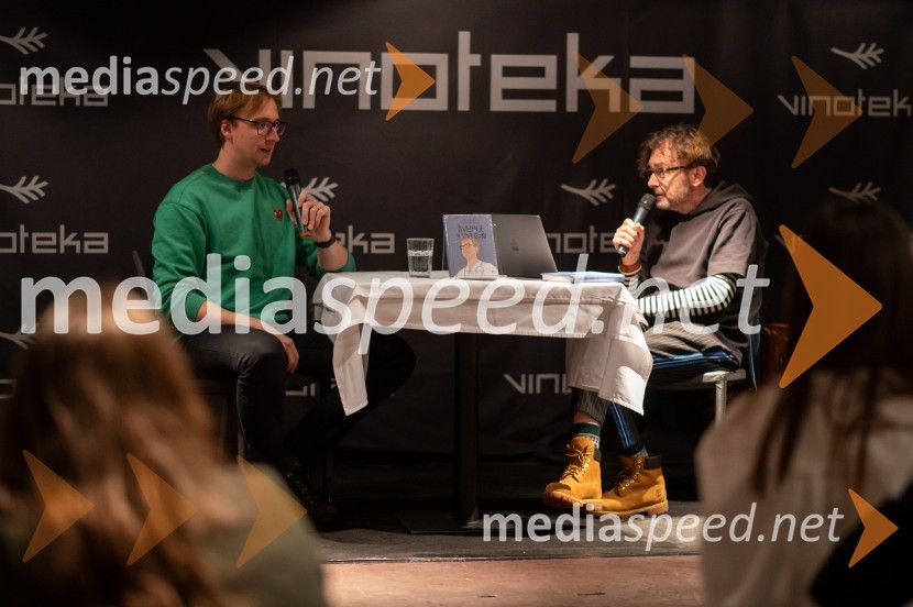  David Zupančič, specializant infektologije, pisatelj in spletni vplivnež;  Marko Crnkovič, kolumnist, urednik portala Fokus PokusSrečanje z Davidom Zupančičem, avtorjem knjige Življenje v sivi coni