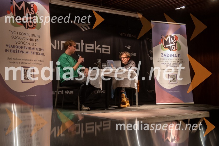  David Zupančič, specializant infektologije, pisatelj in spletni vplivnež;  Marko Crnkovič, kolumnist, urednik portala Fokus PokusSrečanje z Davidom Zupančičem, avtorjem knjige Življenje v sivi coni