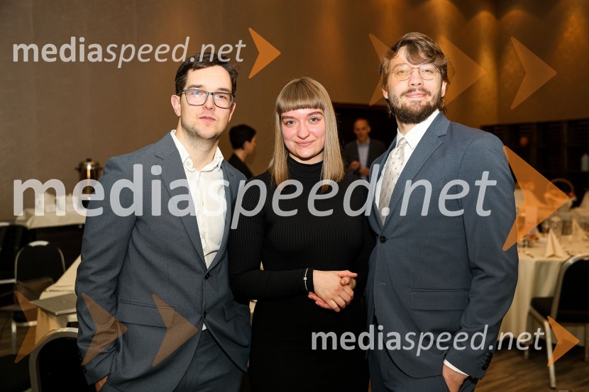 AmCham poslovni zajtrk “Kaj leto 2023 prinaša slovenskemu gospodarstvu?”