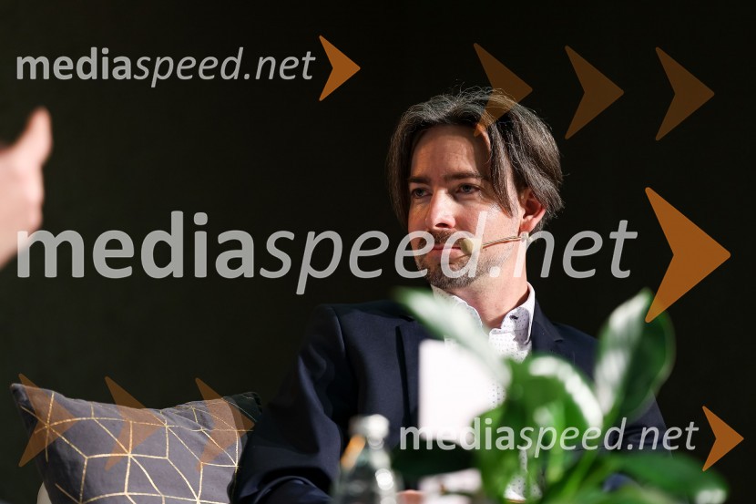  Žiga Vižintin, Pokojninska družba A, d.d.AmCham poslovni zajtrk “Kaj leto 2023 prinaša slovenskemu gospodarstvu?”