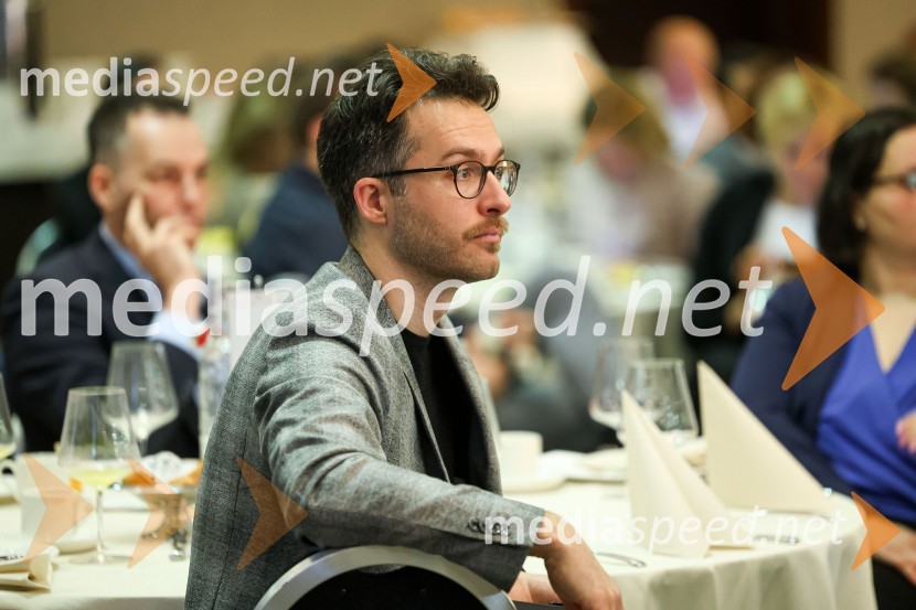  Gregor Rosulnik, direktor, GORRAmCham poslovni zajtrk “Kaj leto 2023 prinaša slovenskemu gospodarstvu?”