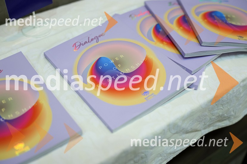 AmCham poslovni zajtrk “Kaj leto 2023 prinaša slovenskemu gospodarstvu?”