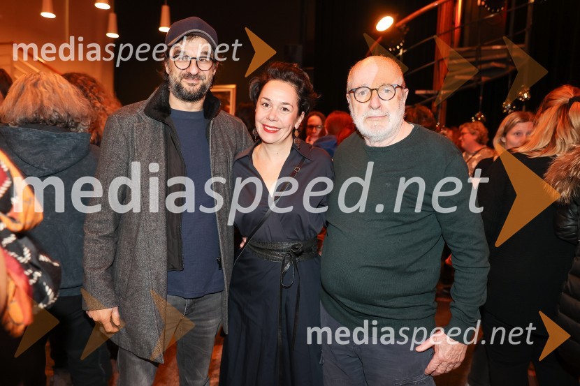  Slobodan Maksimović, režiser;  Ana Kajzer, poslovno vodenje in izvršna produkcija, SiTi Teater BTC;  Janez Hočevar - Rifle, igralecNikoli ni prepozno, monokomedija z Mojco Fatur