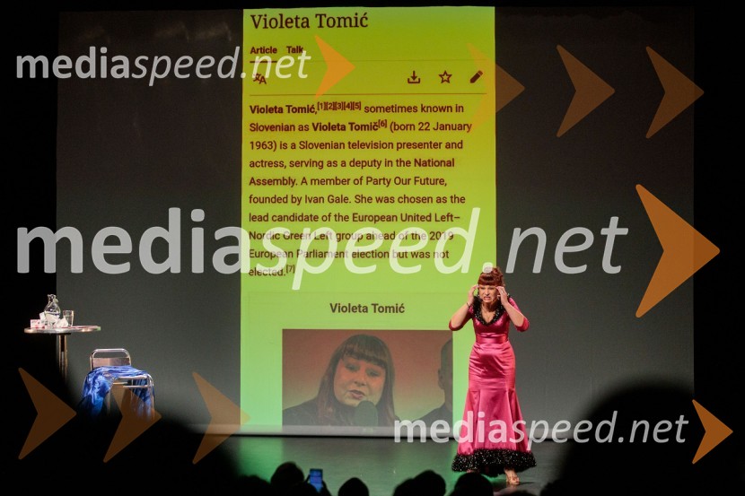  Violeta Tomić, igralka, bivša poslanka DZObračun, avtorska predstava Violete Tomič, premiera
