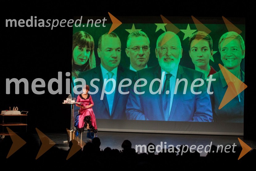  Violeta Tomić, igralka, bivša poslanka DZObračun, avtorska predstava Violete Tomič, premiera