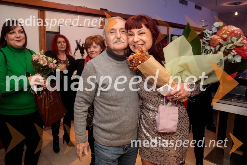  ... ;  Violeta Tomić, igralka, bivša poslanka DZObračun, avtorska predstava Violete Tomič, premiera