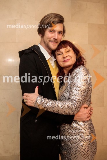  ... ;  Violeta Tomić, igralka, bivša poslanka DZObračun, avtorska predstava Violete Tomič, premiera